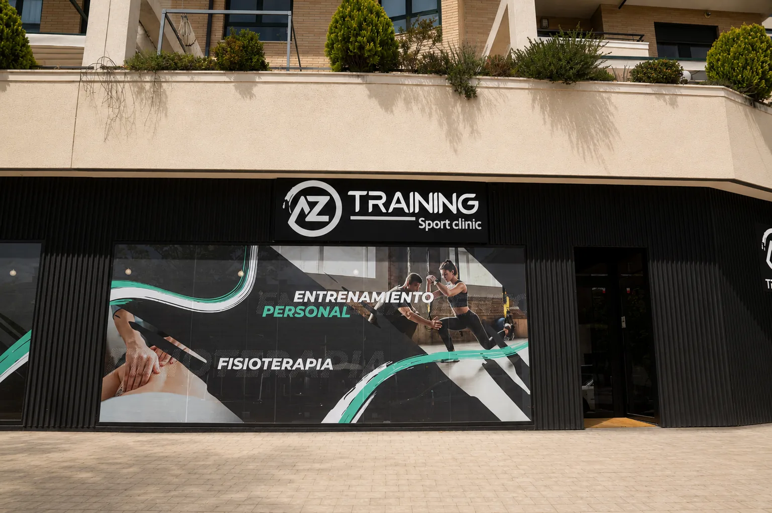 Fachada de AZ Recovery Training